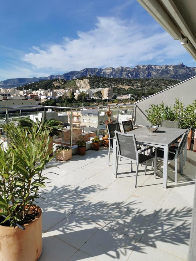 Hostal Residencia Celma Sant Carles De La Rapita Exterior photo
